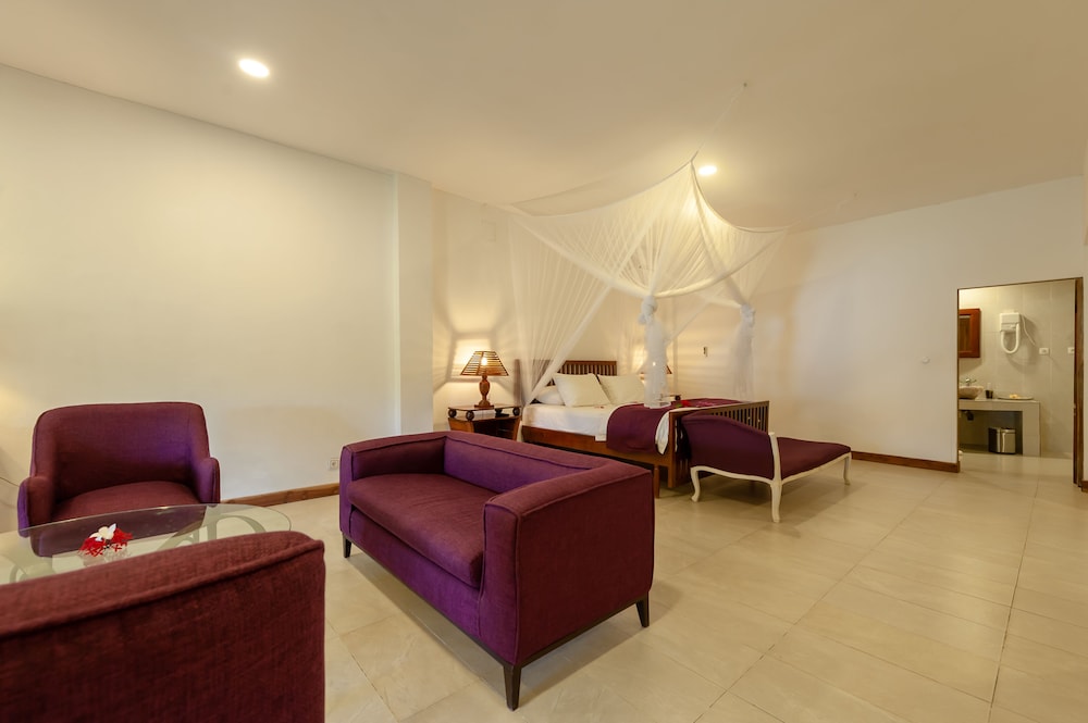 Executive Suite photo 2