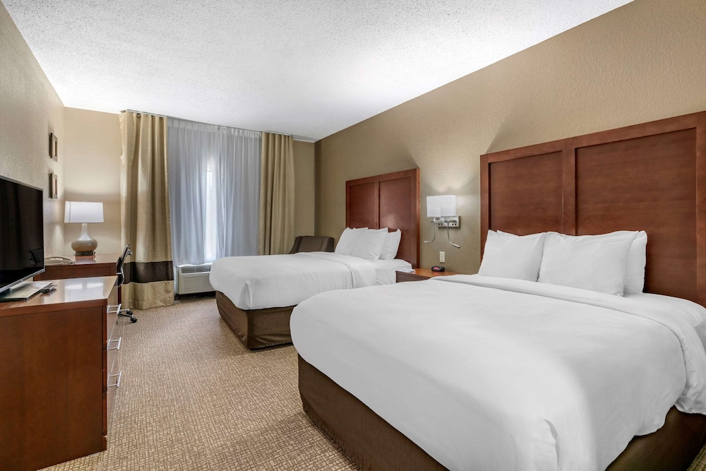 Suite, 2 Queen Beds