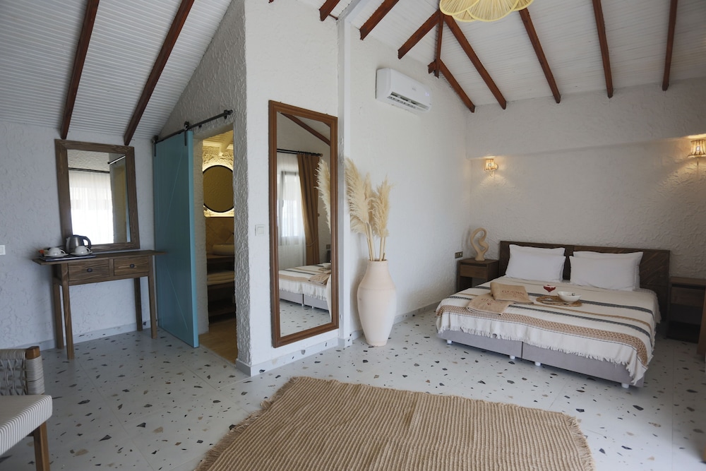 Deluxe Villa, Sea View photo 1