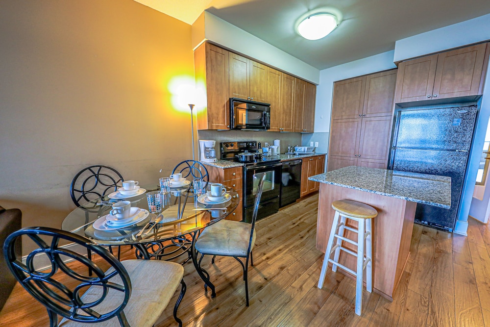 Lake View Luxury Condo by Elite Suites, Billede 5
