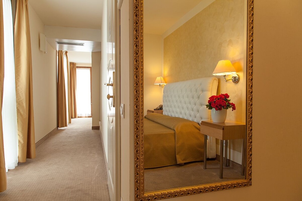Superior Triple Room photo 1