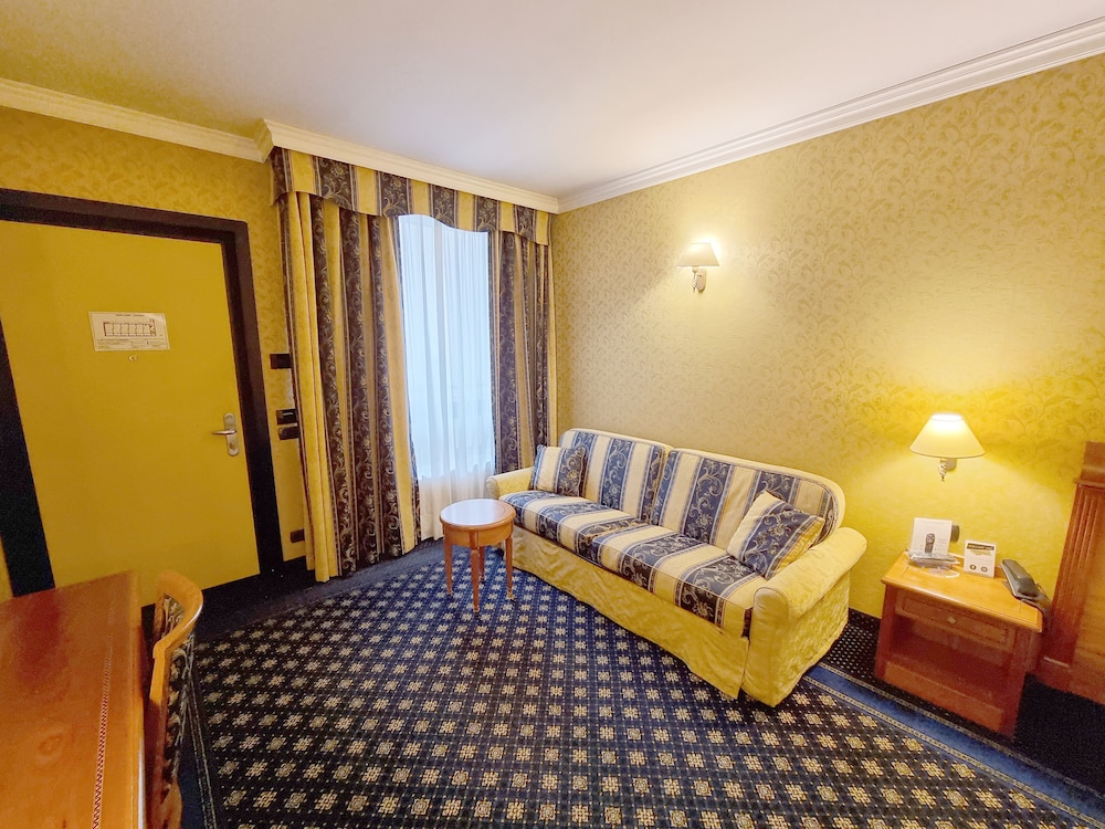 Junior Suite - Photo 2