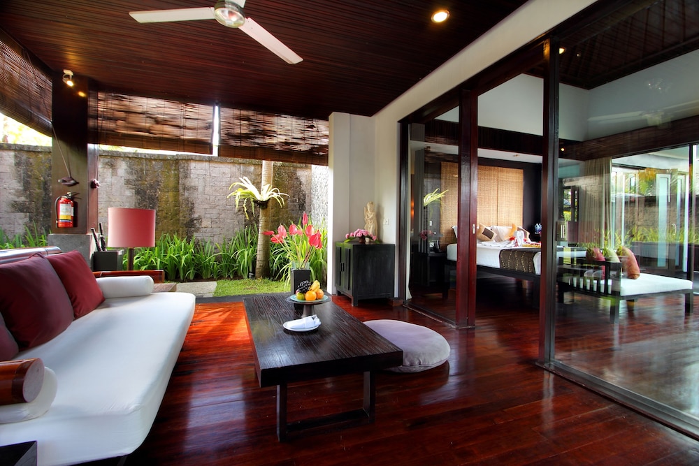 Lagoon Pool Access Villa - Photo 6