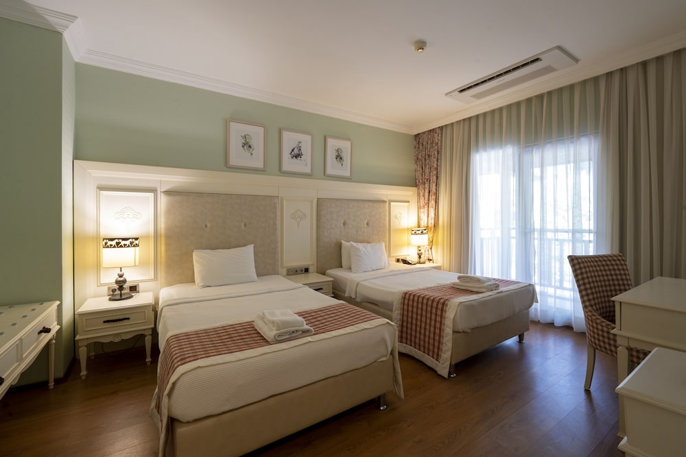 Premium Quadruple Room photo 1