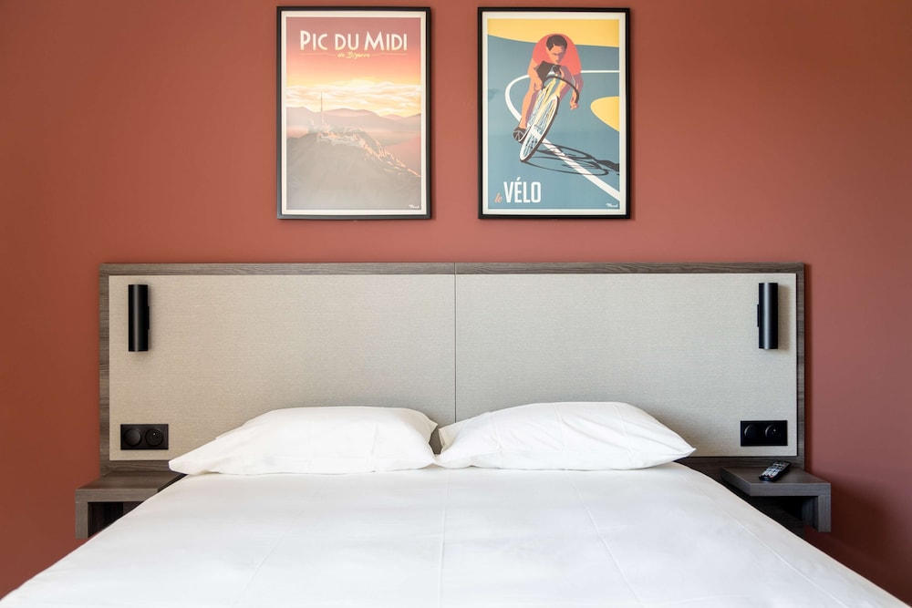 Standard Room, 1 Double Bed - Photo 15