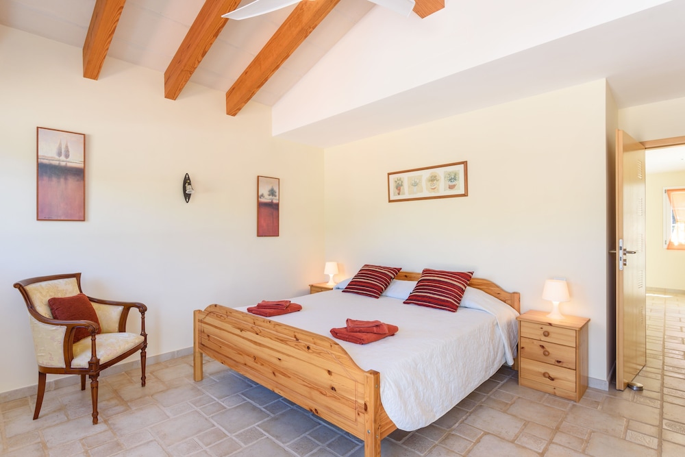 Villa, 4 Dormitorios
