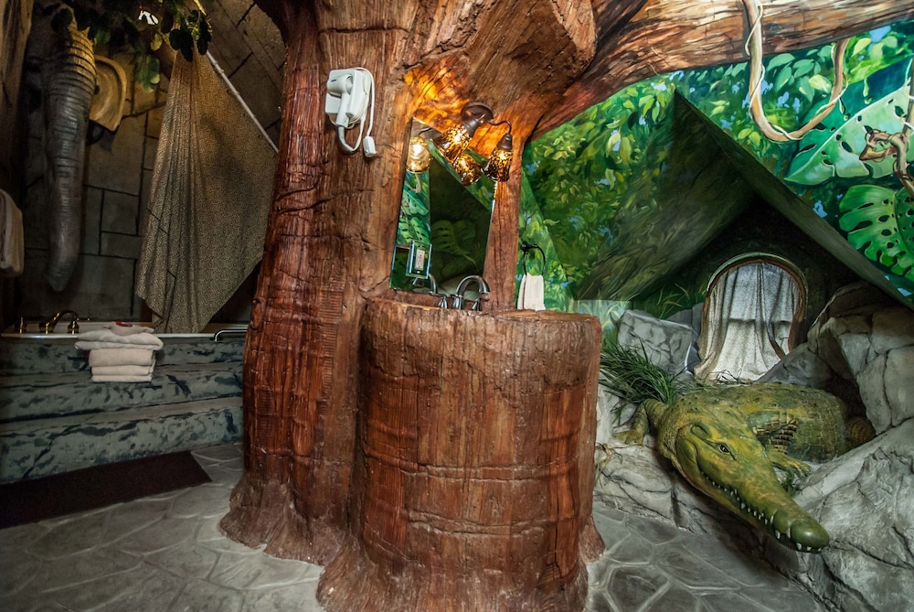 Room (Jungle Safari)