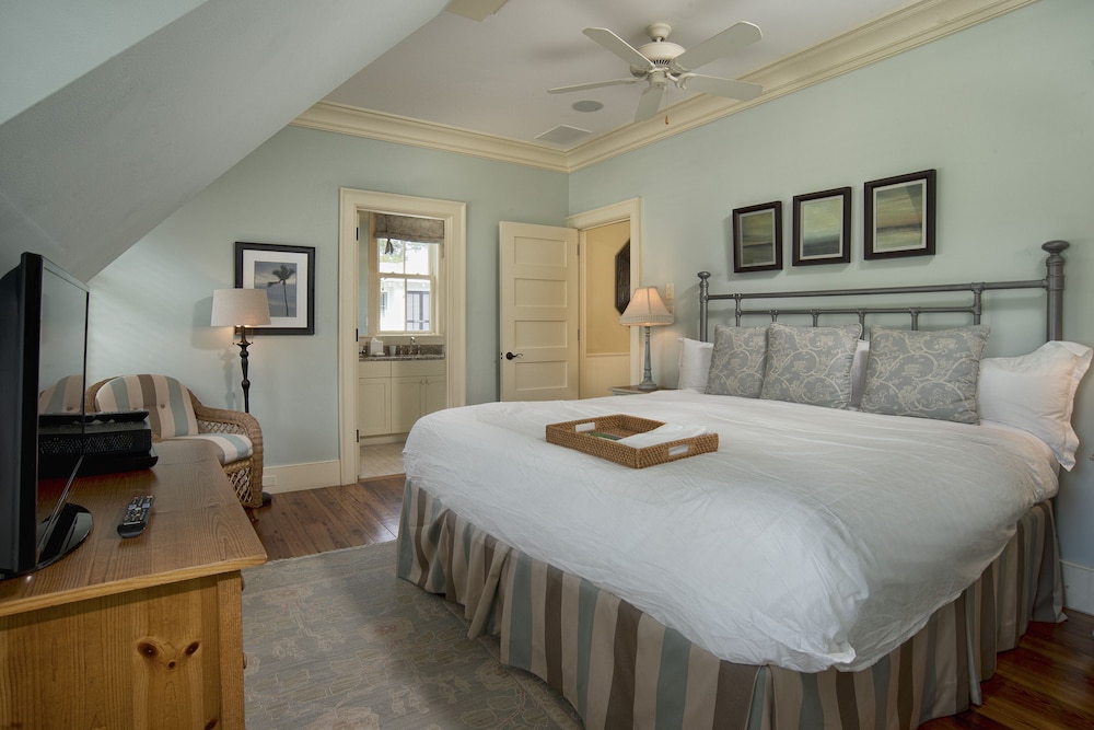 3 Bedroom Wilson Village Home 19