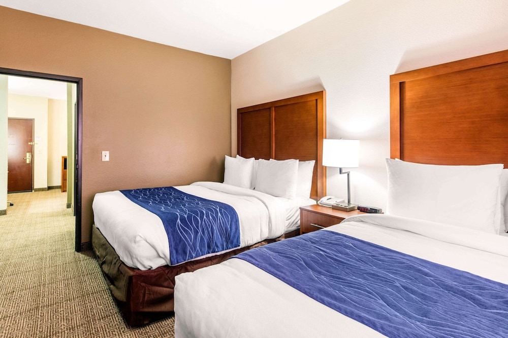 Suite, 2 Queen Beds, Accessible, Non Smoking, photo 6