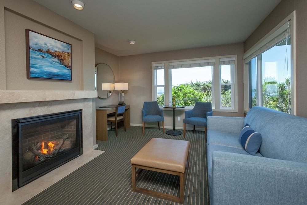Deluxe Room, 1 King Bed with Sofa bed, Fireplace, Ground Floor photo 3