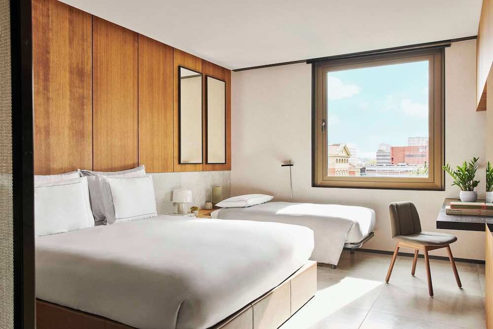 Room, 1 King Bed (WITH EXTRA BED)