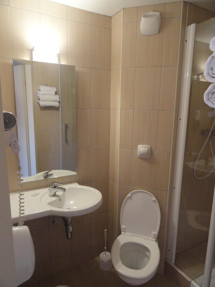 Comfort Triple Room - Photo 3