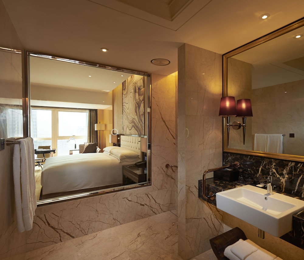 Room, 1 King Bed, Accessible (Guest) photo 1