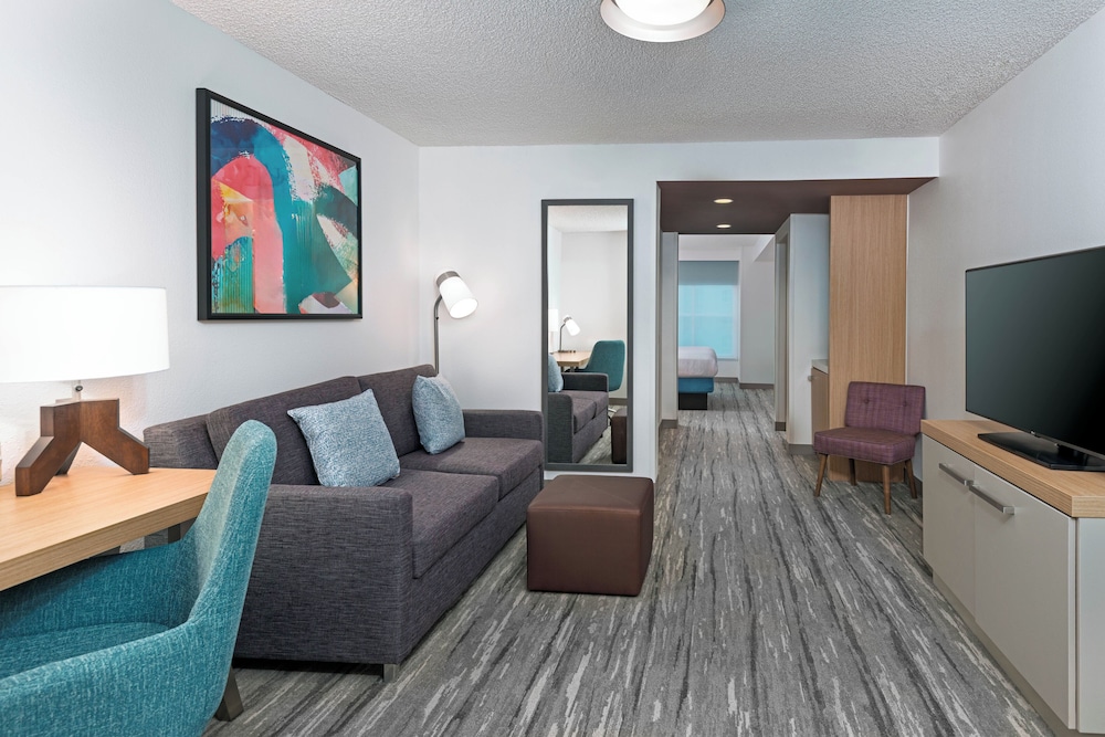 King Evolution Suite - Photo 1