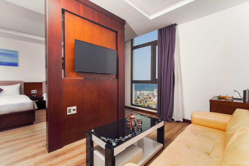 Family Suite Room - Photo 7