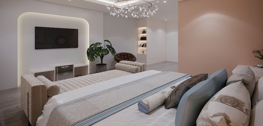 Luxury Double Room, Balcony, City View