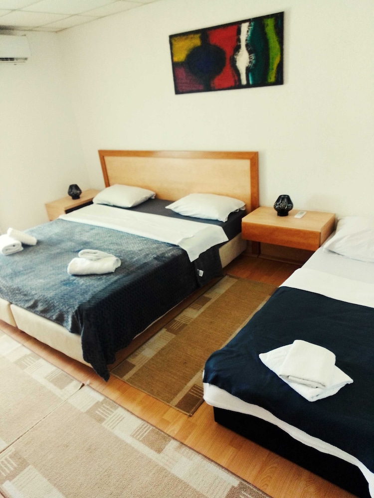 Apartment (Two Bedroom Apartment)