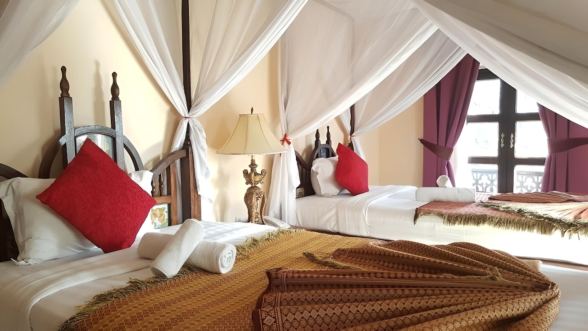 Deluxe Twin Room photo 3