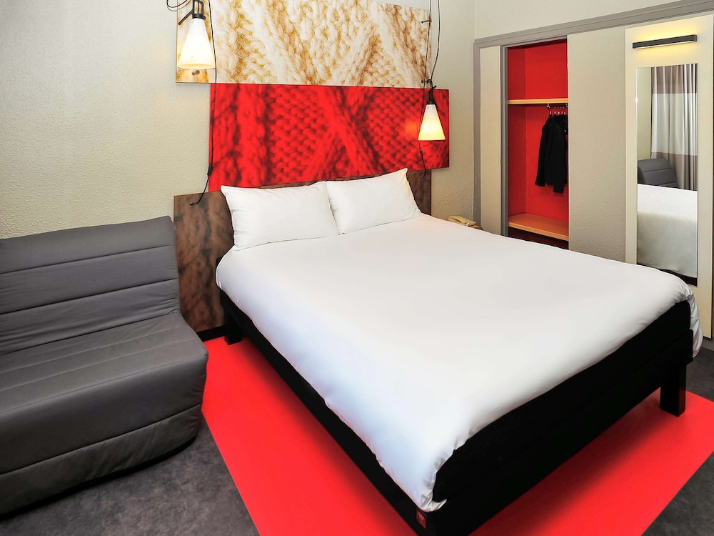 Comfort Room - Photo 1