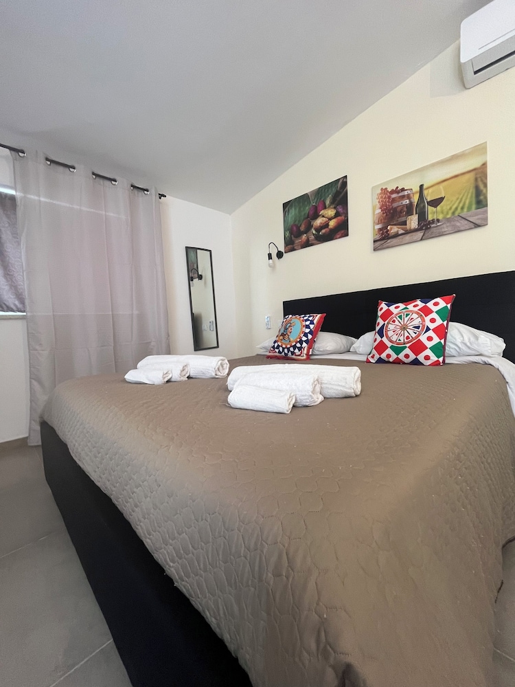 Basic Room