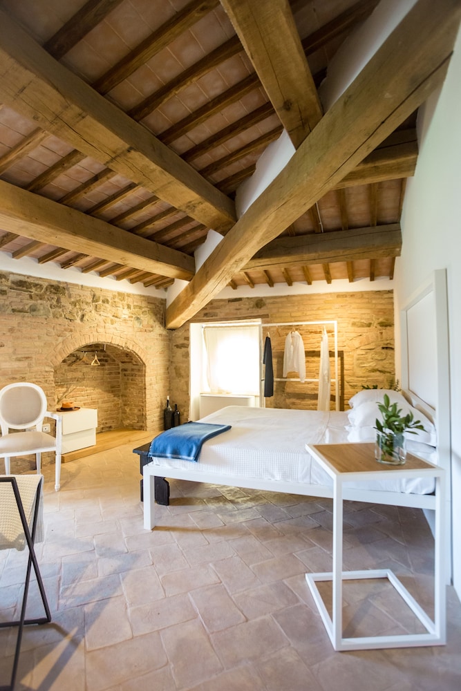 Deluxe Double Room (Silentivm)