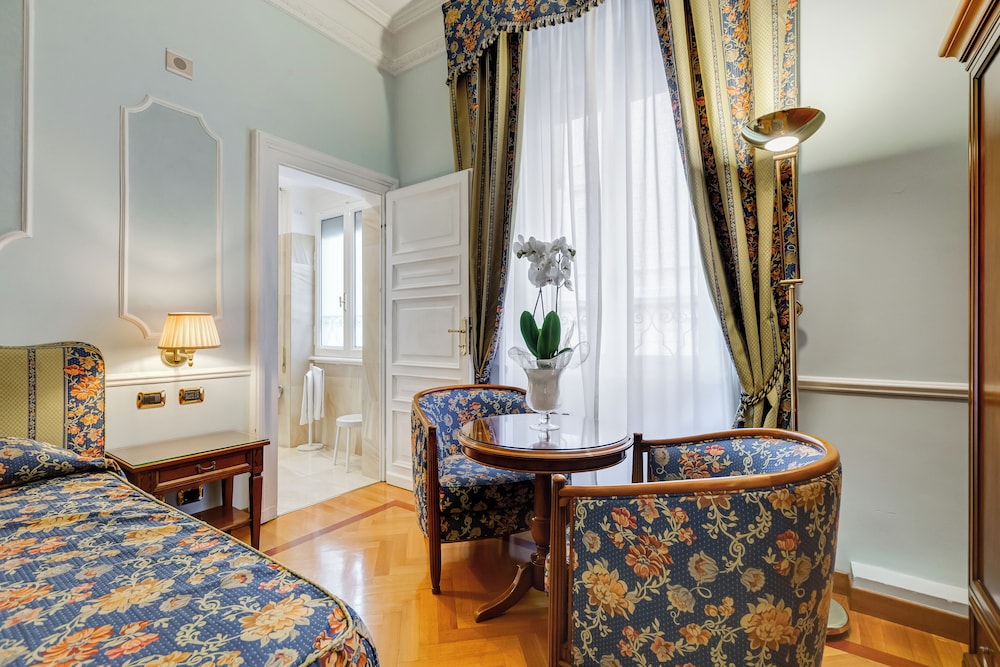 Junior Suite (3 adults) photo 2