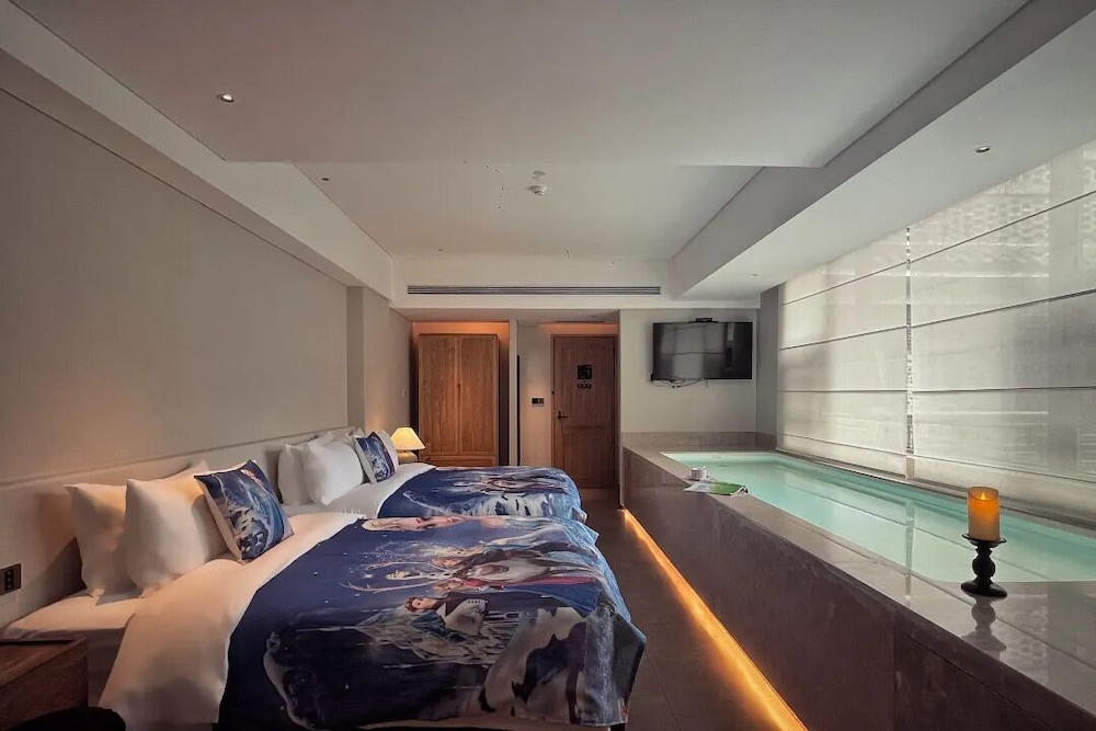 Elite Twin Room