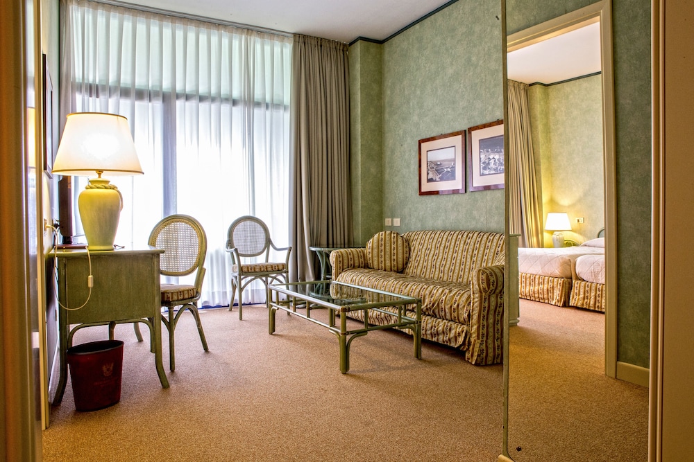 Junior Suite, Balcony, Beachside photo 2