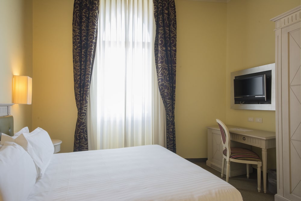 Classic Room - Photo 3
