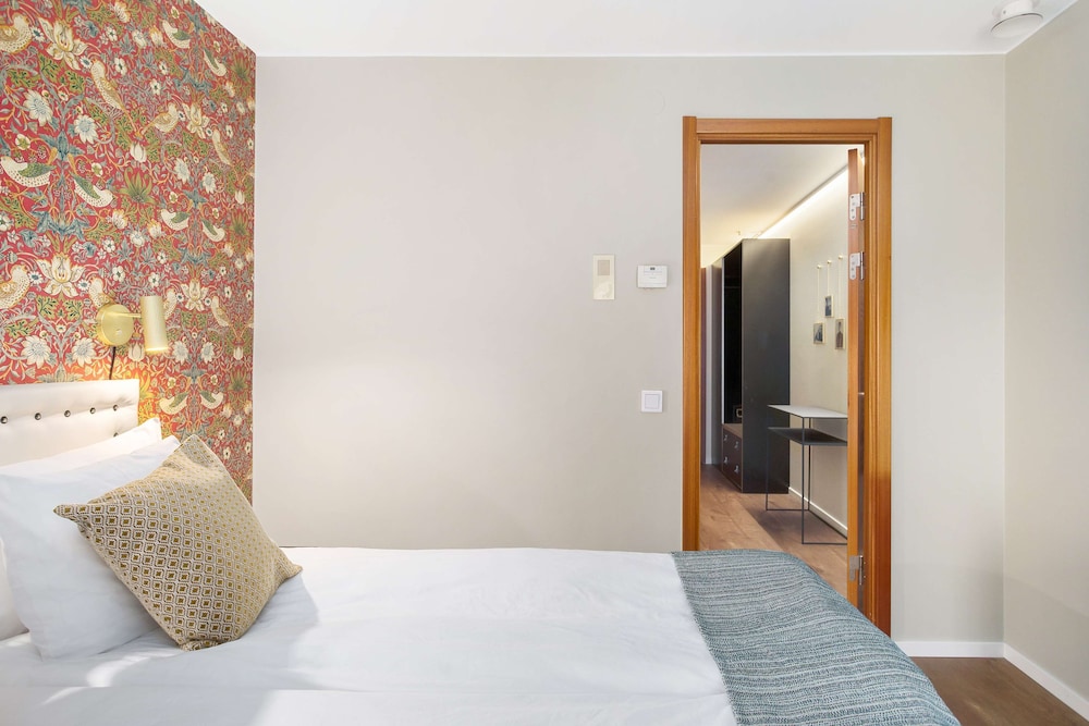 Suite, Multiple Beds, Non Smoking photo 2