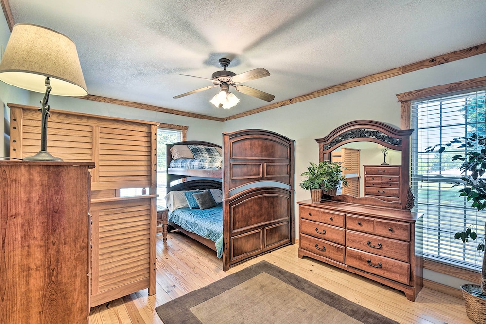 House (2 Bedrooms) photo 3