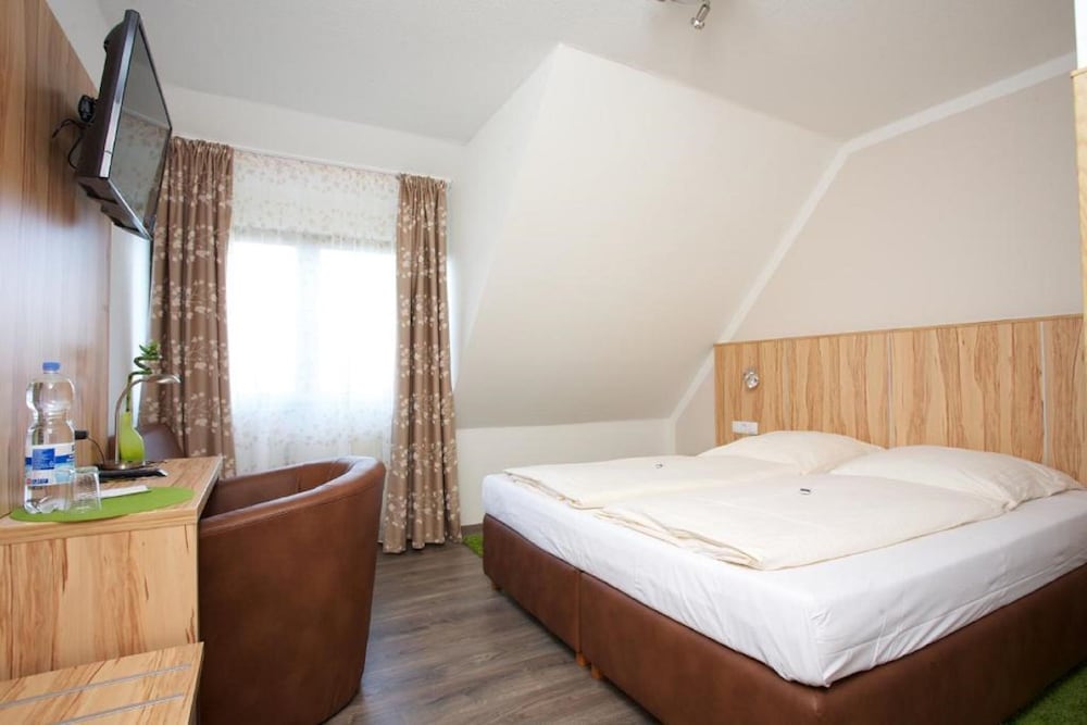 Comfort Double Room - Photo 1