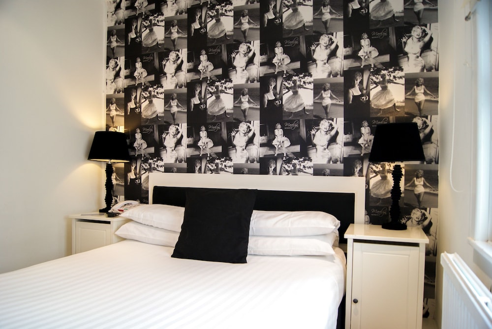 Compact Double Room - Photo 2