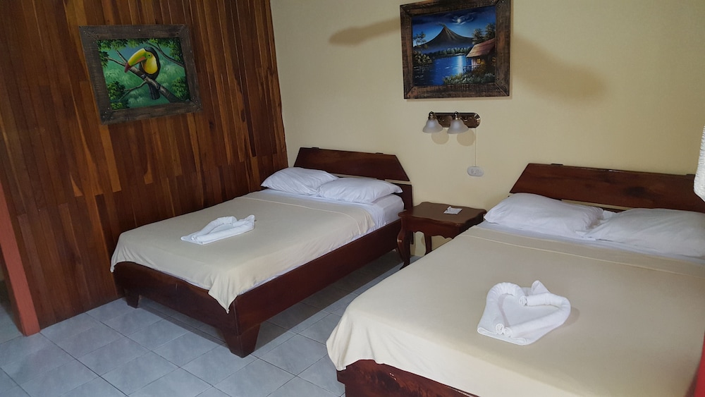 Comfort Quadruple Room, 2 Double Beds, Non Smoking photo 2
