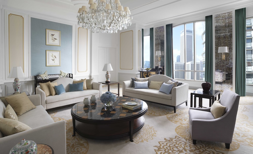Presidential Suite thumbnail 5