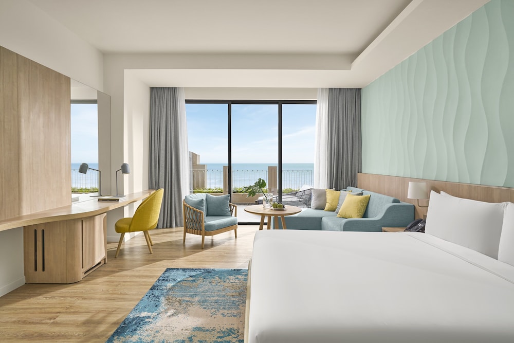 Standard Room, 1 King Bed, Smoking, Ocean View (Cabana) - Photo 1