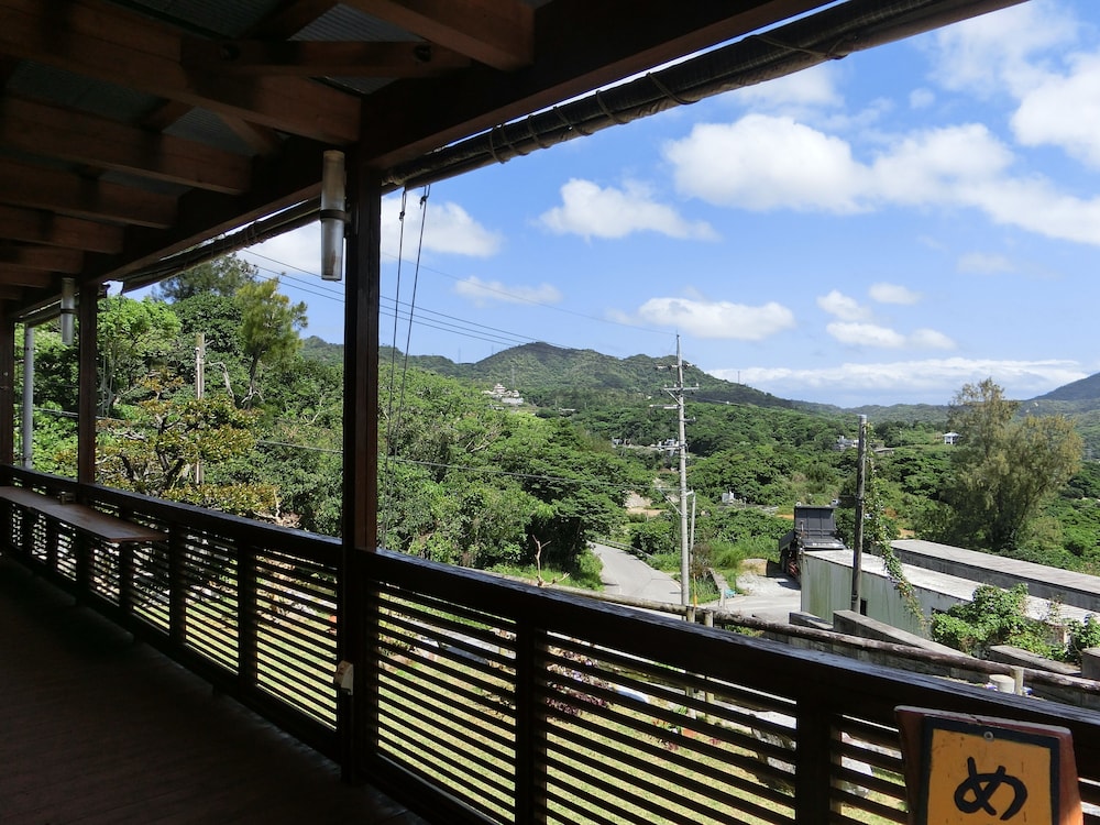 Basic House, Garden View photo 2