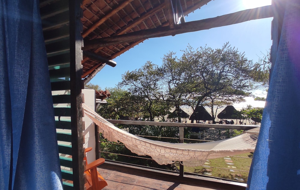 Standard Double Room, 1 King Bed, Balcony, Ocean View photo 3
