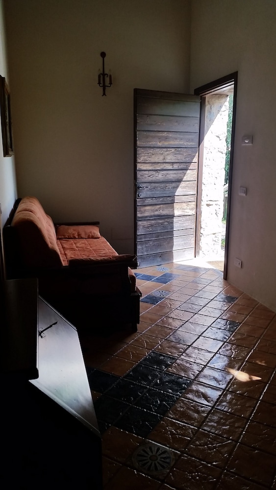 Family Room, Garden View (Gialla) photo 2