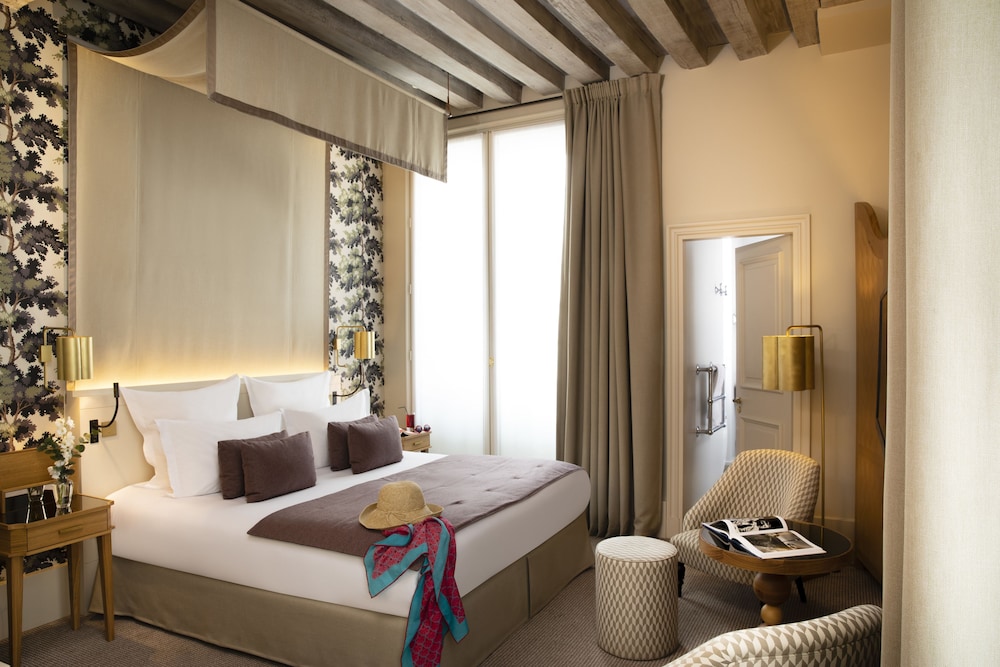 Deluxe Double Room photo 2
