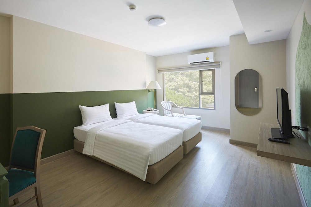 Standard Twin Room, 2 Twin Beds, City View photo 1