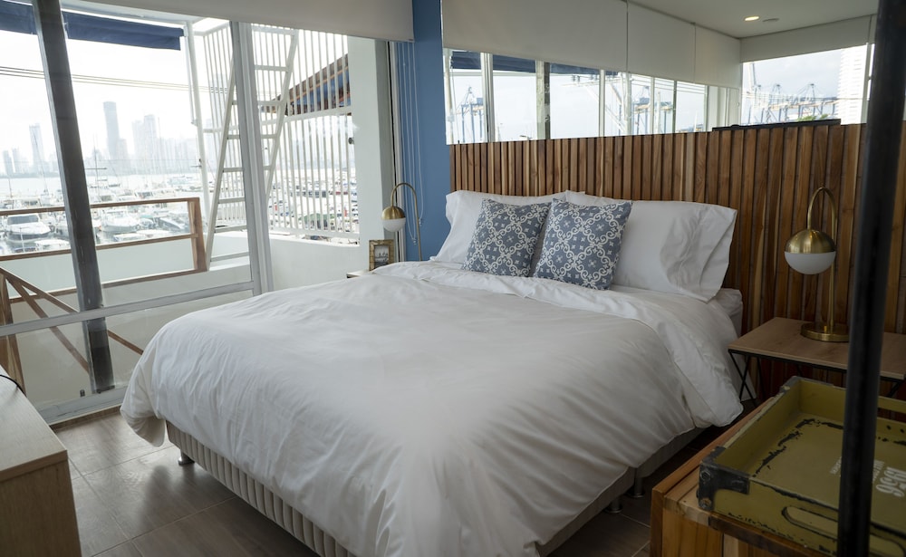 Suite photo 1