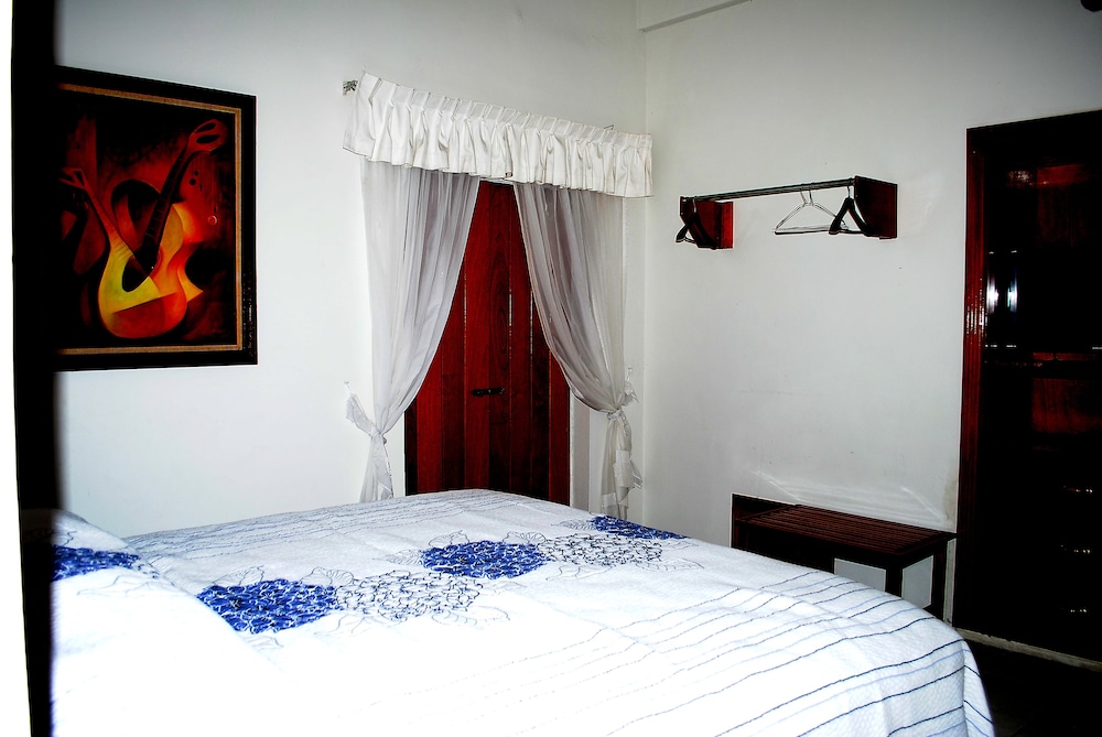 Honeymoon Suite, 1 King Bed, Non Smoking