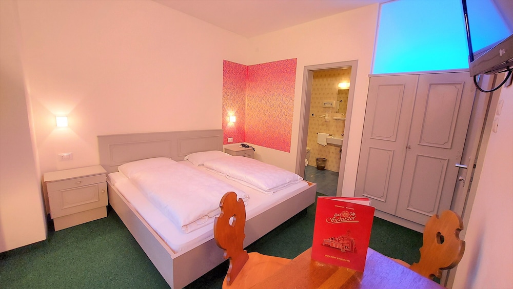 Double Room - Photo 4