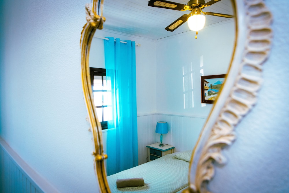 Classic Twin Room photo 3