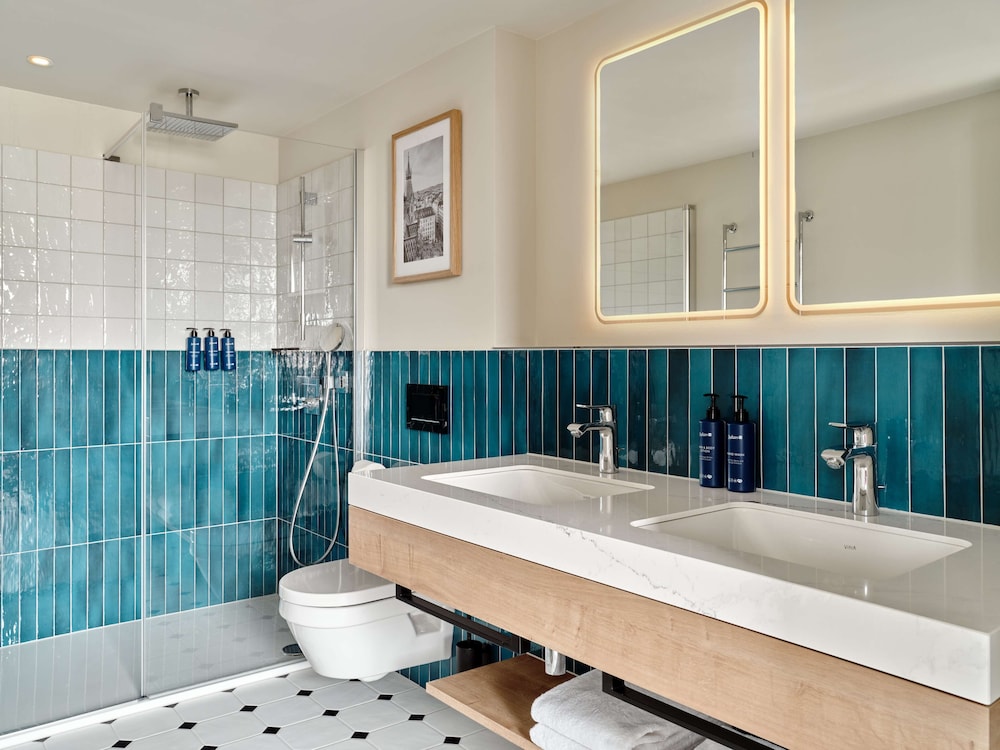 Junior Suite thumbnail 5