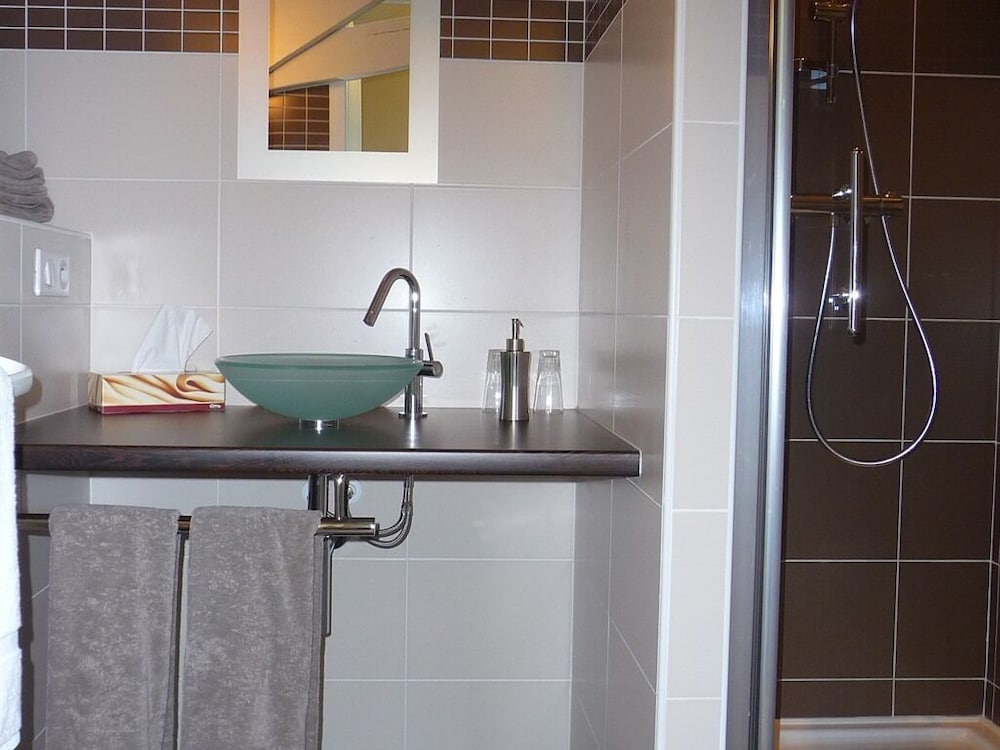Triple Room, Private Bathroom photo 3