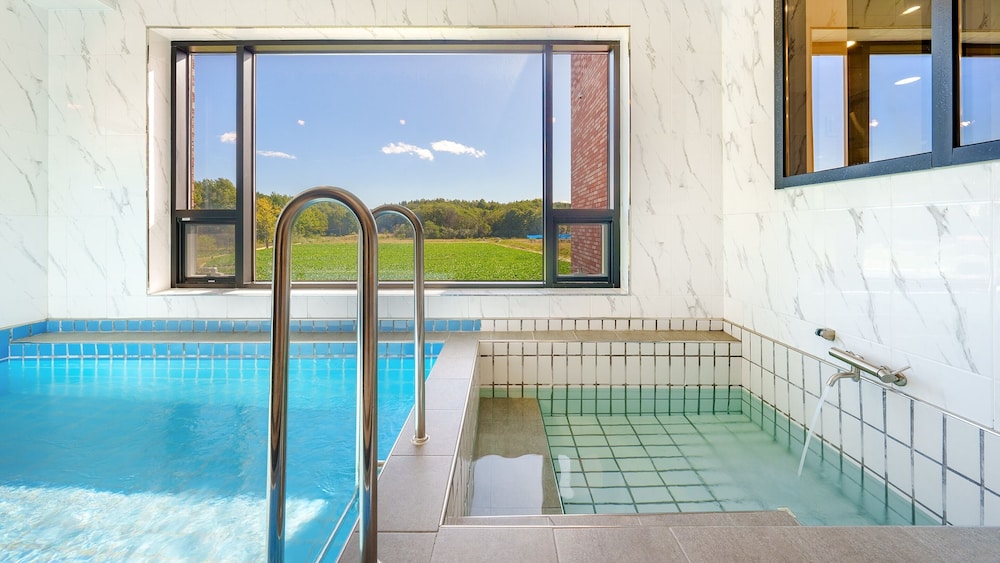 Basic Room, 1 Bedroom (New wing Poolvilla 2 (Sky view))