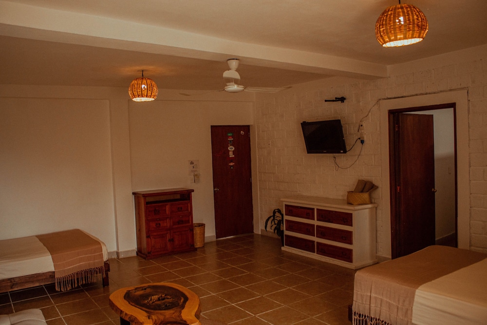 Triple Room photo 2