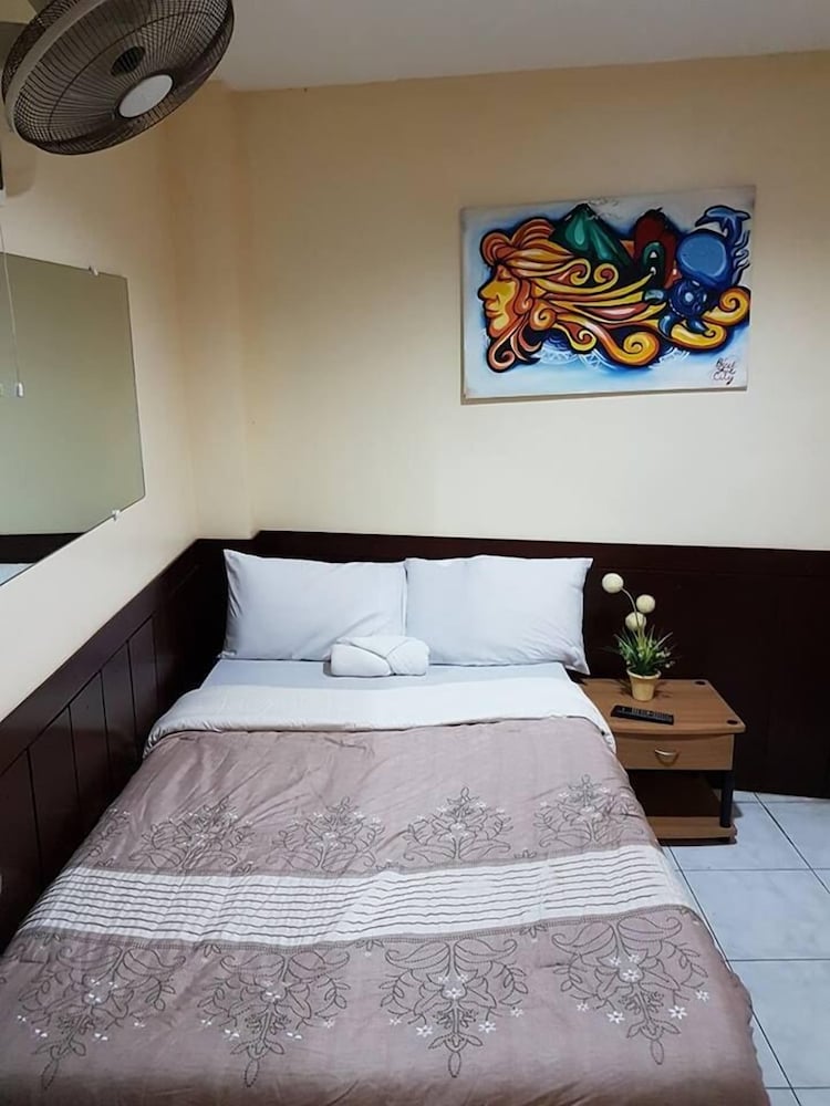 Standard Room, 1 Double Bed, No Windows photo 1